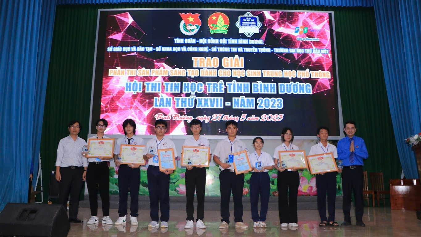 Giải khuyến khích Hội thi Tin học trẻ tỉnh Bình Dương
